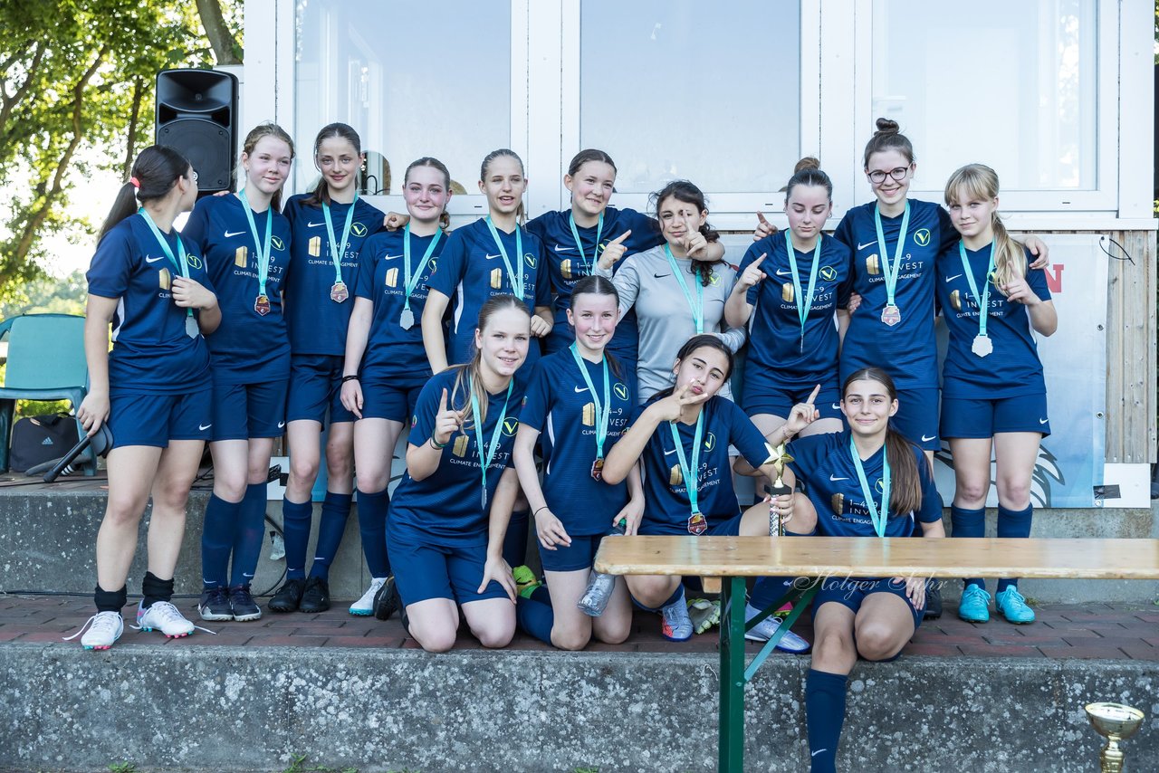 Bild 98 - Loewinnen Cup